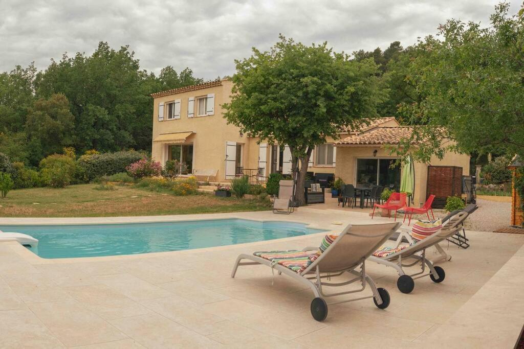 Villa Calme Avec Piscine A Greoux 외부 사진