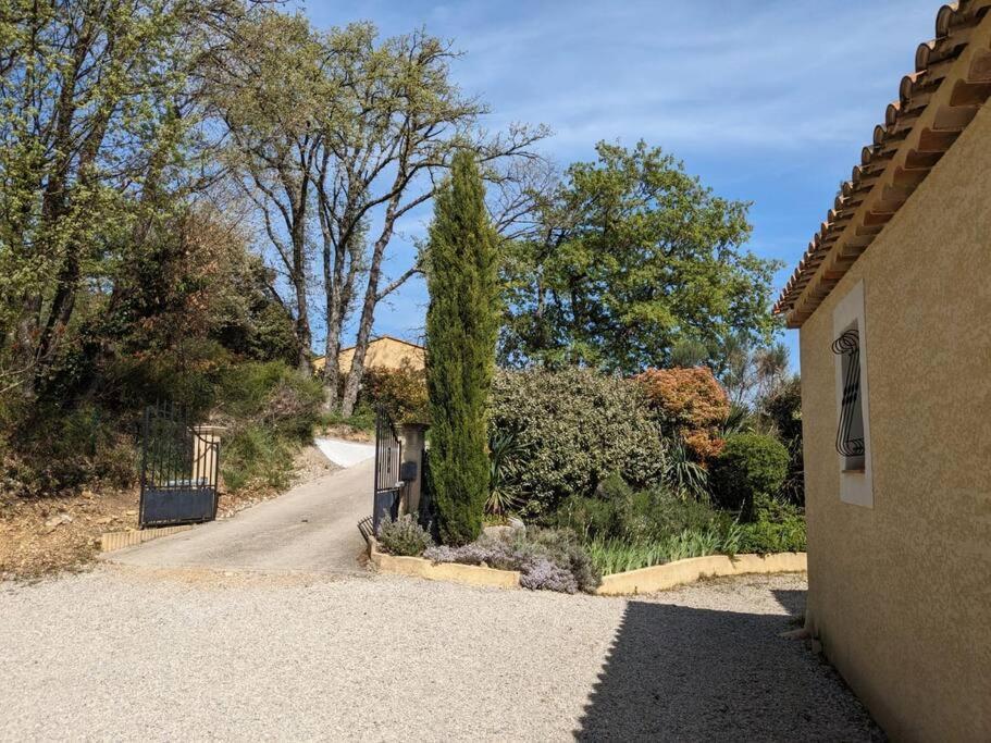 Villa Calme Avec Piscine A Greoux 외부 사진