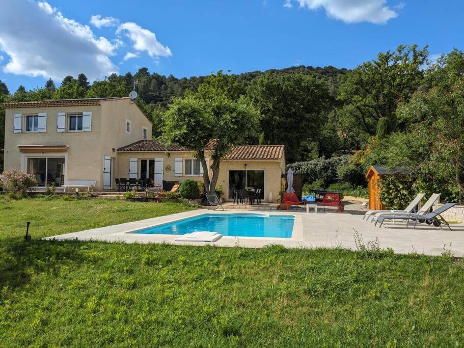 Villa Calme Avec Piscine A Greoux 외부 사진
